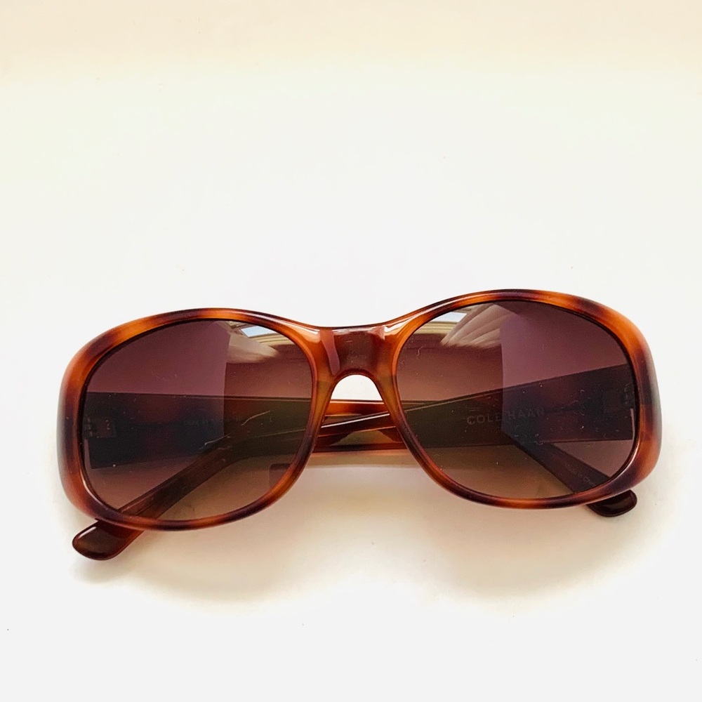 Cole Haan Tortoiseshell Oval Sunglasses Brown GUC